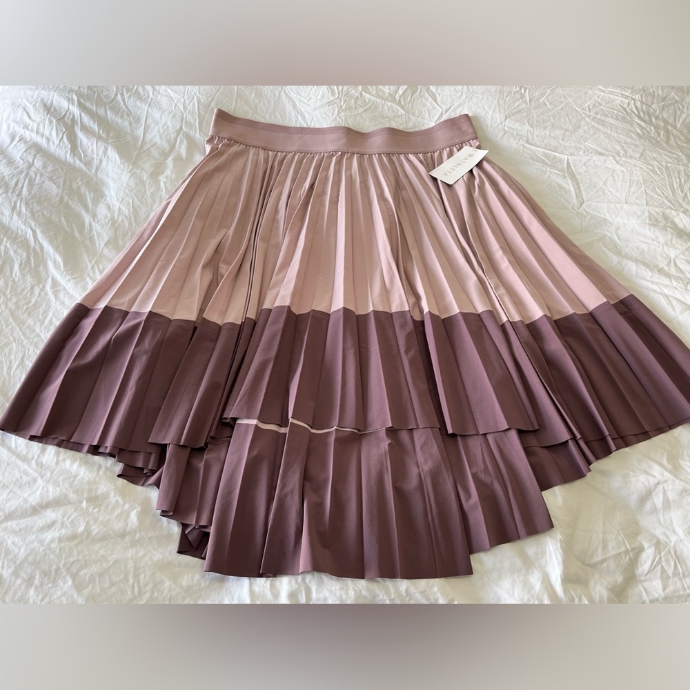 Athleta | Women's Plus Size 2X Swing Forward Pull Pleated Pull On Skirt NWT